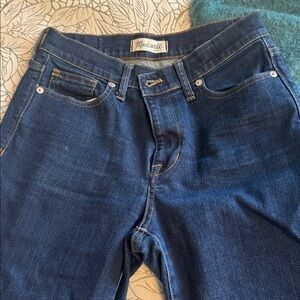 Madewell High Riser Skinny Leg Jeans: 28: Essential Classic Comfy Flattering Fit